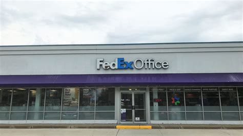 Looking for FedEx shipping in Howell Visit the FedEx at Walgreens location at 1020 US Hwy 9 for Express & Ground package drop off and pickup. . Fedex howell mi